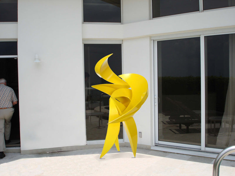 Carlos Gonzalez, sculptor - Miami Herald article, Feb. 2007